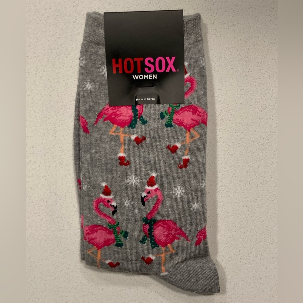 NWT Women’s Flamingo Holiday Socks